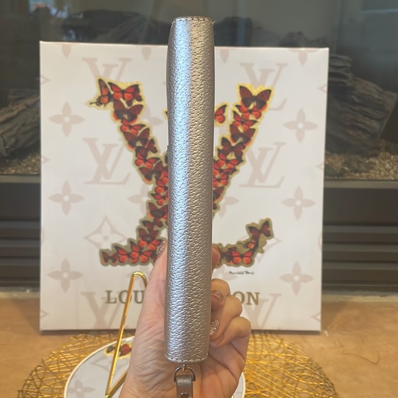 Kate Spade Metallic Zippy Wallet - Picture 6 of 13